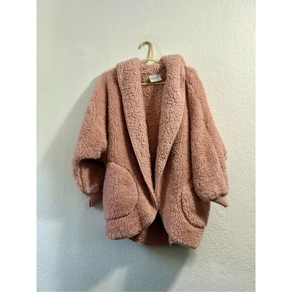 Nordic beach blush pink Sherpa teddy puppy jacket one size - Picture 1 of 3